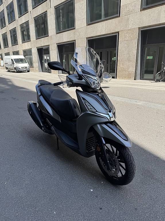 Scooters: Kymco Agility 300  – D'occasion à Zürich par Thomas_Rado 1