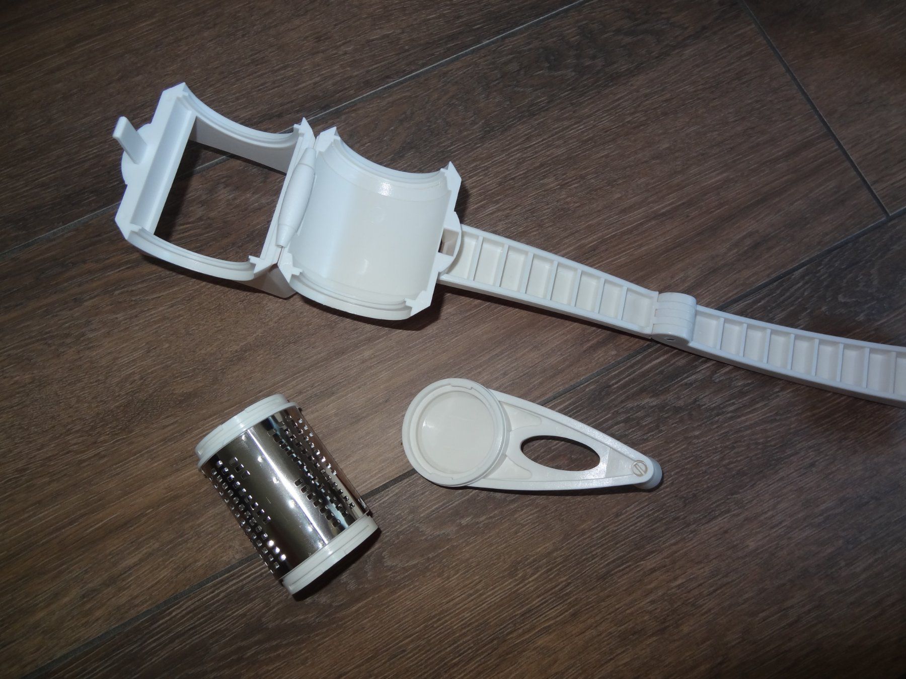Komplettküchen: Râpe manuelle blanche accessoire cuisine – Gebraucht aus Satigny von salvatore73 3