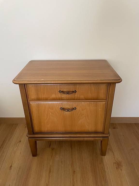Commodes: Holzkommode – D'occasion à Winterthur par jul_s9bd