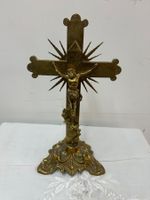 Bronze/Messing-Statue Standkruzifix ca. um 1890