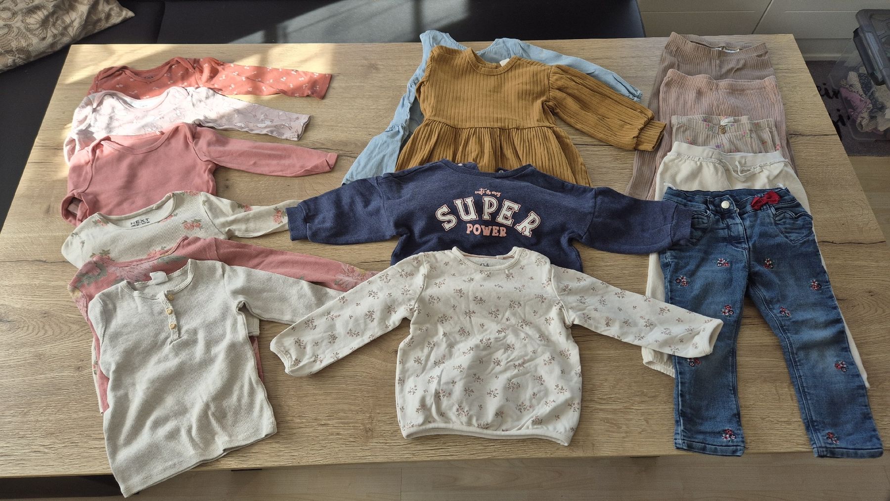 Lotti & Set di vestiti: Kleiderpaket 86/92 – Usato da Reichenburg venduto da denise_13