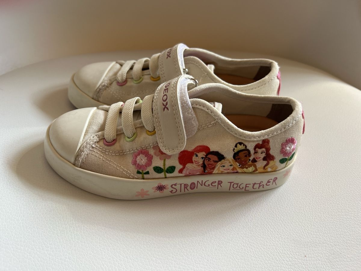 Geox Scarpe per ragazze: Geox Schuhe Grösse 28 – Usato da Inwil venduto da Karenstone 1