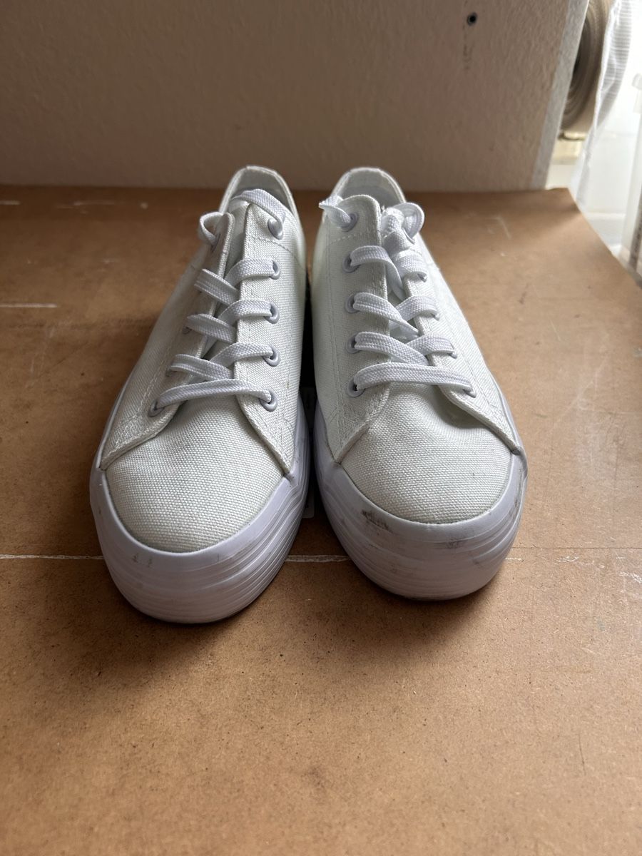 Scarpe da donna: Turnschuhe grösse 39 – Usato da Bern venduto da Dafi7