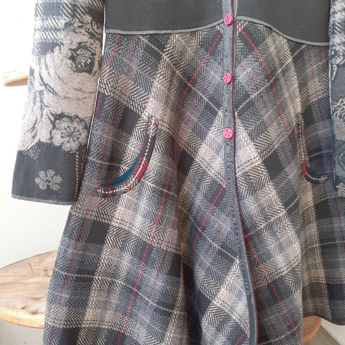 Ivko Mäntel: Ivko Strickmantel/kleid, 38 – Gebraucht aus Bern von Solarsystem 6