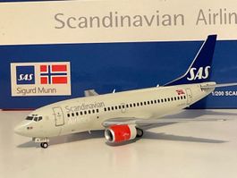 JC Wings Boeing B737-500 SAS 1/200