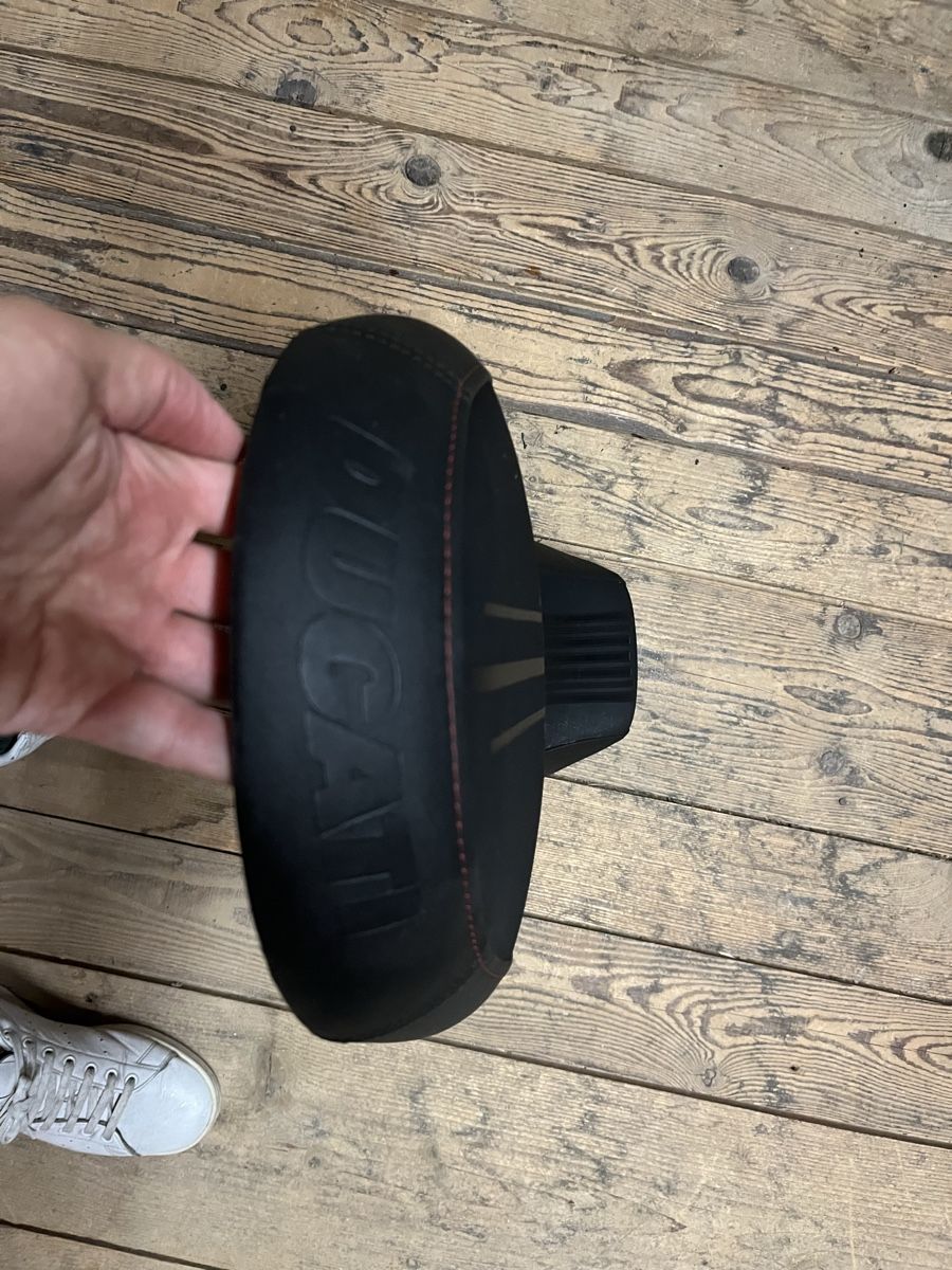 Strada: Sella ribassata Ducati scrambler desert sled – Usato da Rovio venduto da Birusso 1