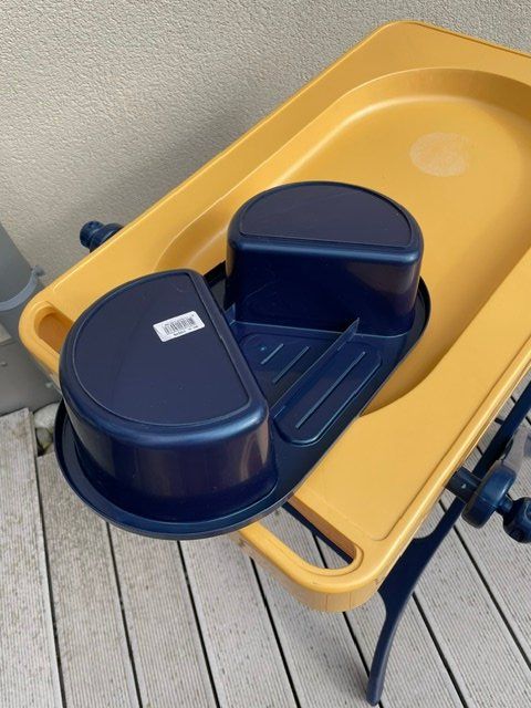 Vasche da bagno: Baignoire bébé en plastique – Usato da Saignelégier venduto da COX07 6