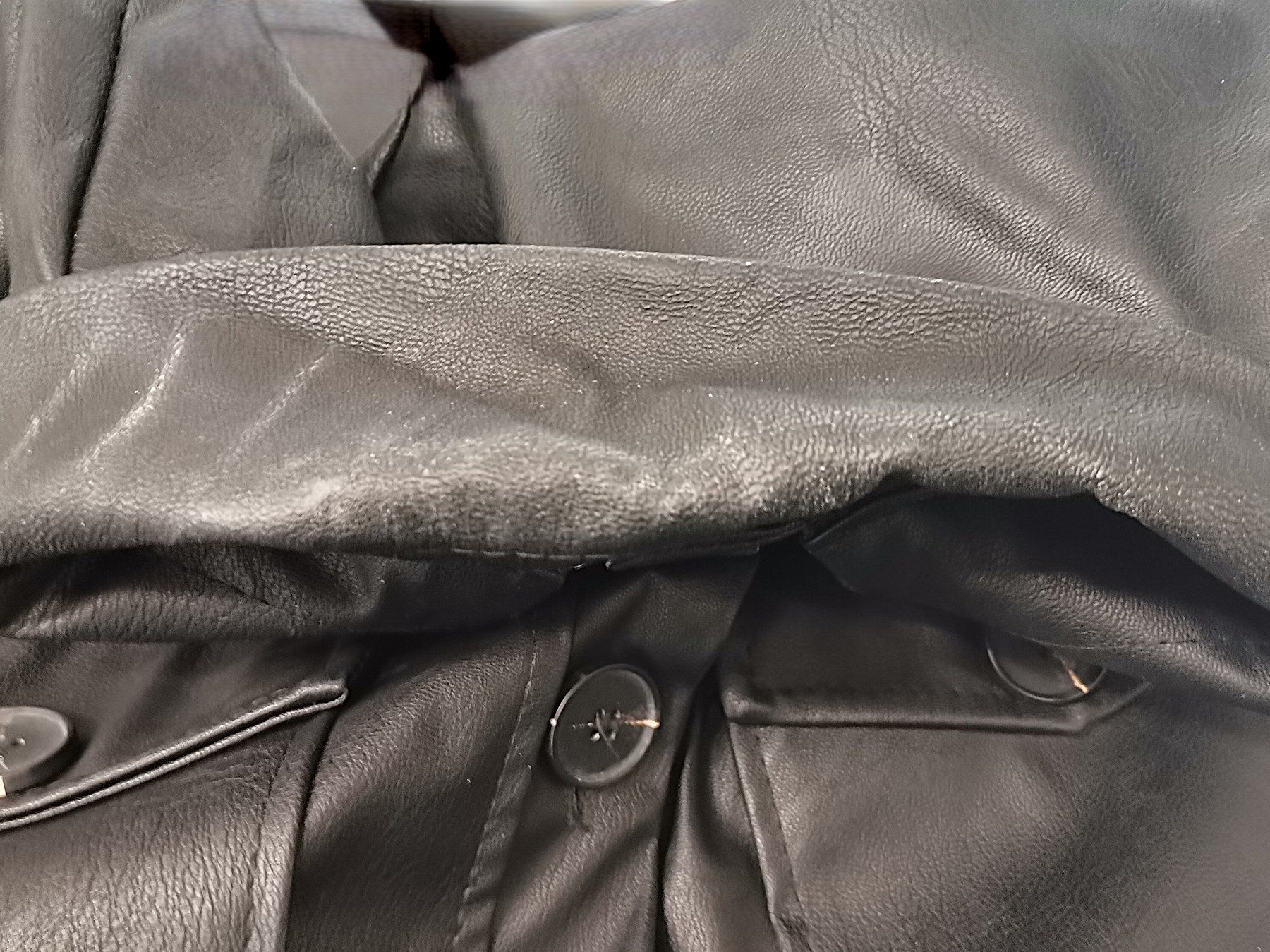Giacche: TODAY Lederjacke Schwarz S mit Gürtel – Usato da Schaffhausen venduto da Restwert_SH 5