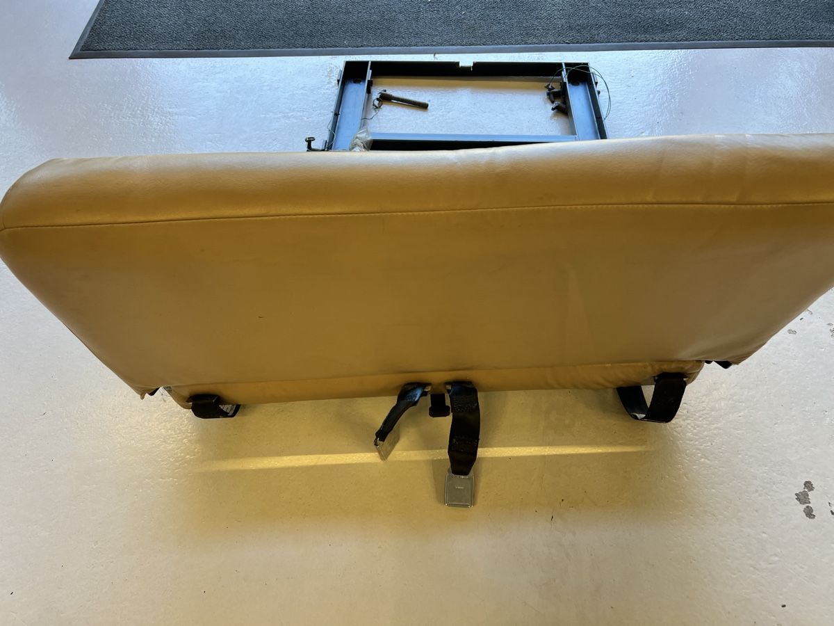 Hummer Toutes les pièces auto: Hummer H1 – D'occasion à Zug par SirHenry34 2