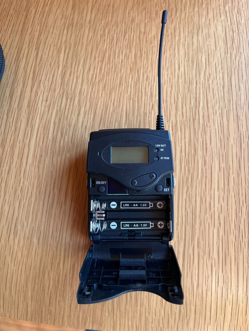 Sennheiser Microfoni: Sennheiser EW 100 G4 + DPA 6066 Flex Headset – Usato da Benken SG venduto da Netzton 6