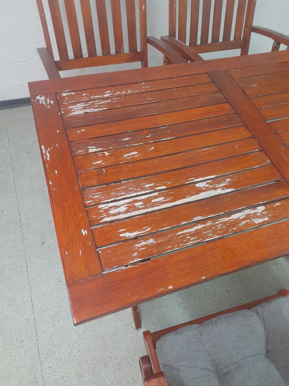 Set de table et chaises: Garten Möbel – D'occasion à Glattbrugg par B_B 1