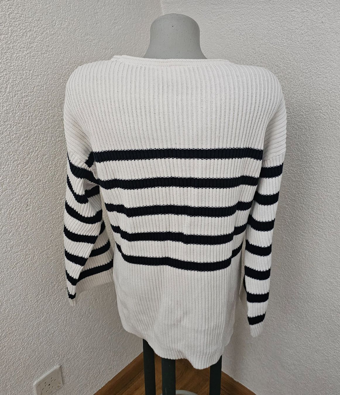 Vila Maglioni & Felpe: Pullover VILA Gr. M gestreift – Usato da Füllinsdorf venduto da Sunnebliemli7 1