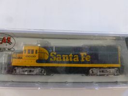 N SPUR ATLAS CLASSIC US LOKOMOTIVE GE U25B SANTA FE