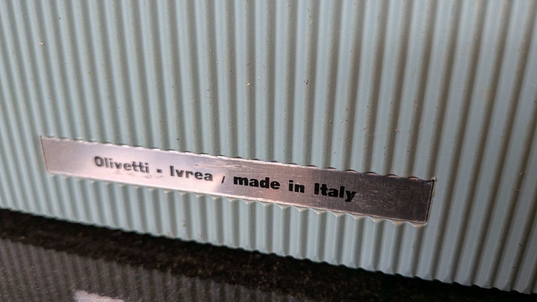 Olivetti Machines à écrire: Olivetti Lettera 22 mit Originalkoffer – D'occasion à Schwerzenbach par Woody1 4