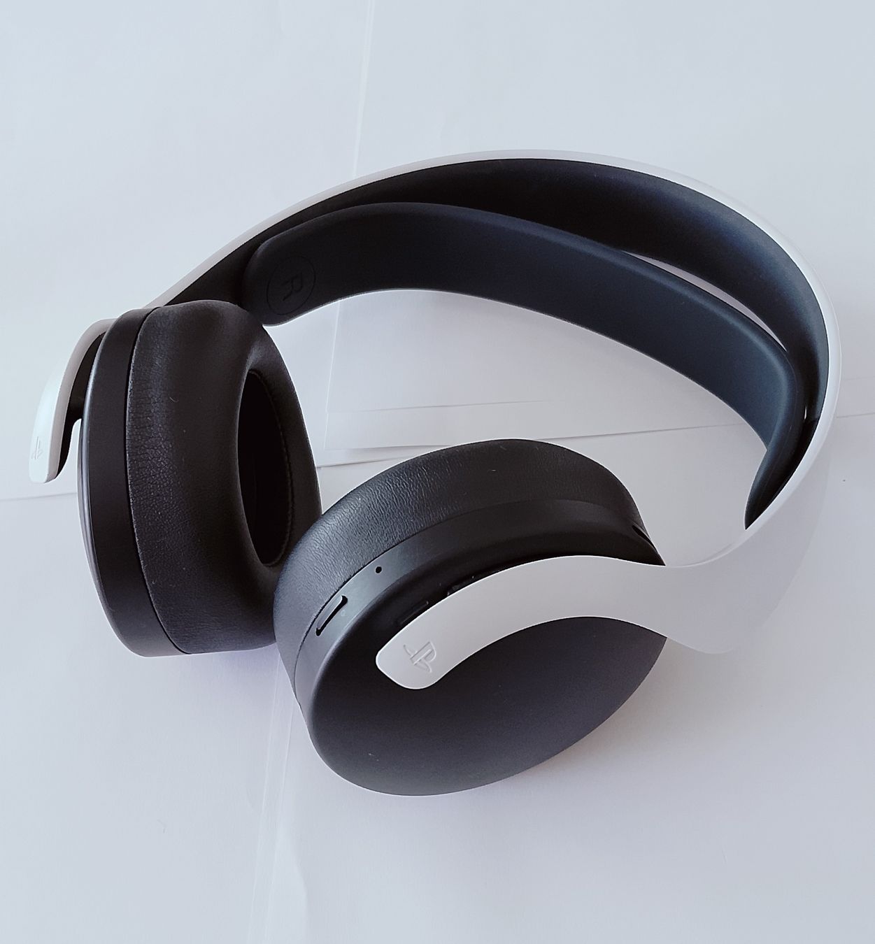 Sony Cuffie: Neuwertiger Sony Playstation 5 Pulse 3D Wireless Kopfhörer – Nuovo (secondo la descrizione) da Biel/Bienne venduto da Vintage-timearts