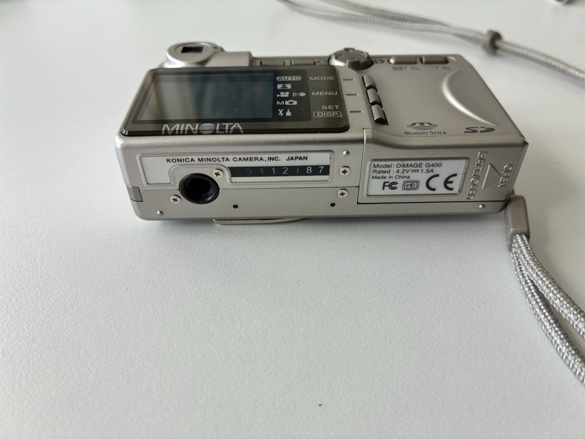 Minolta Fotocamera: Minolta DiMAGE G400 – Usato da Chur venduto da Knokno199 4