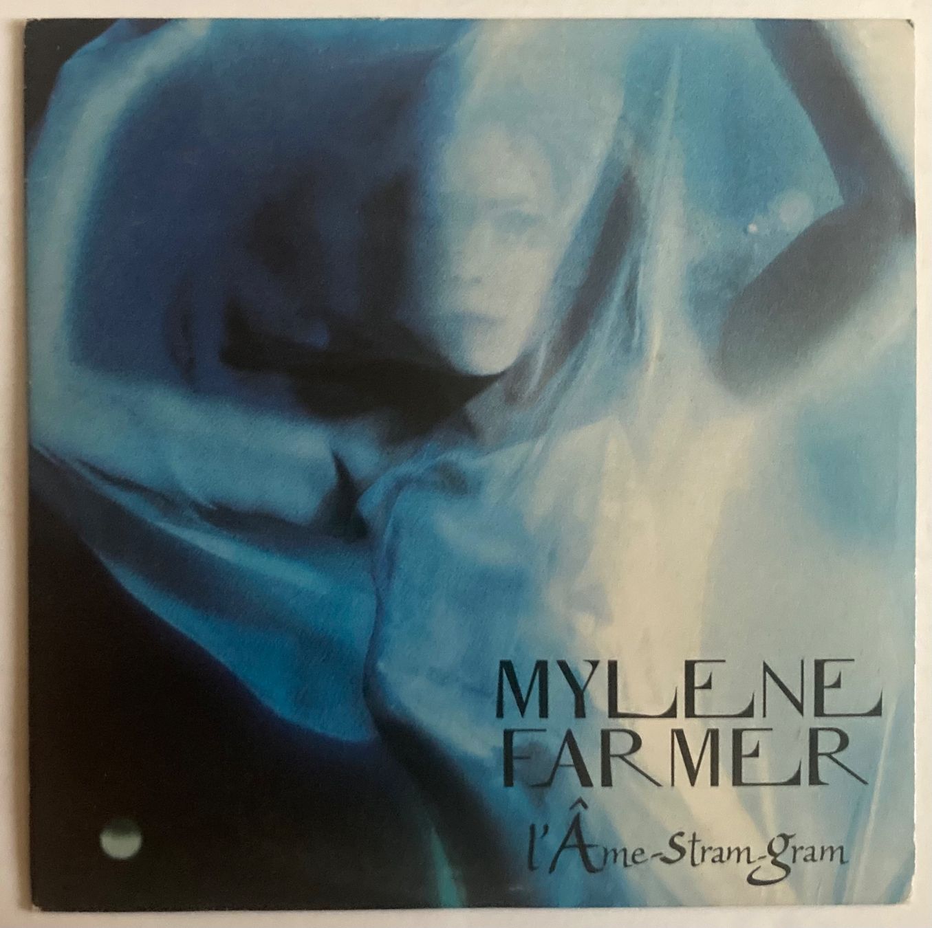 CD: MYLÈNE FARMER - L'ÂME-STRAM-GRAM – Usato da Poliez-Pittet venduto da Newtown-Records