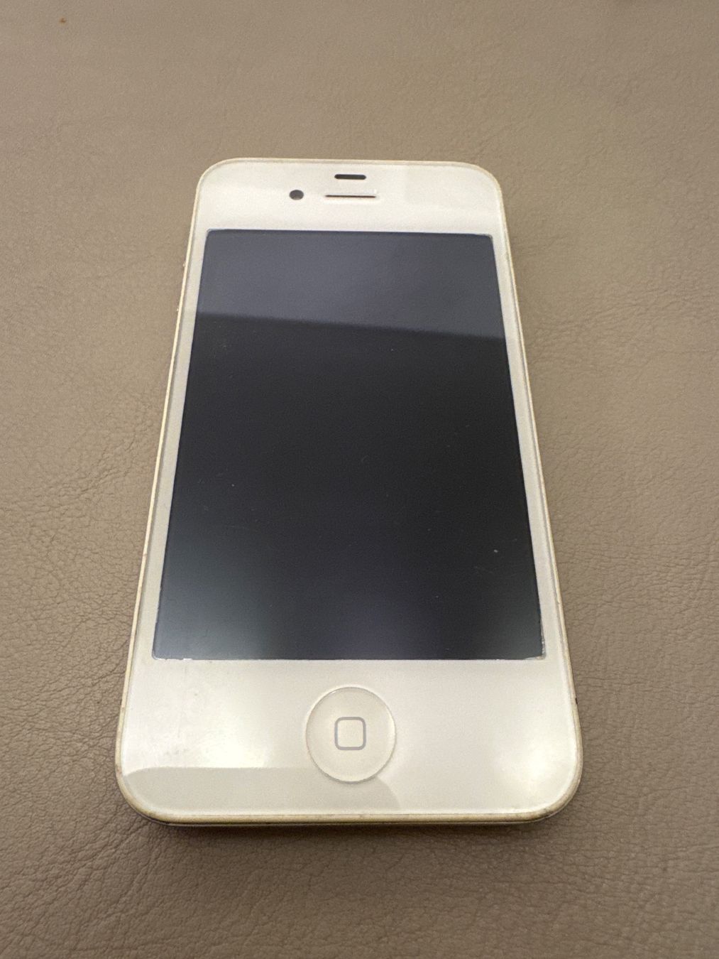 Apple Telefoni cellulari / Smartphones: iPhone 4 / 4s – Difettoso da Adliswil venduto da Busys