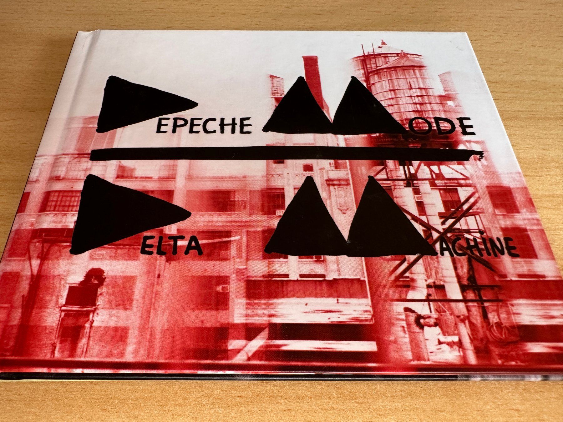 CD: Depeche Mode – Delta Machine - 2 CD – Usato da Rikon im Tösstal venduto da Alpenmutz