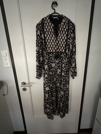 Kleid Maison Hotel schwarz-weiss Grösse XS Damen