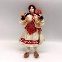 Vintage-Trachtenpuppe aus den USSR - Folklore