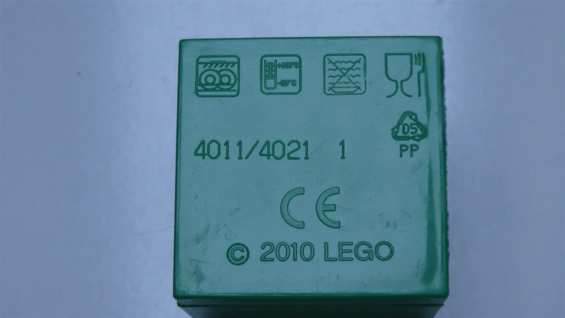 Lego Giocattoli: Mini-Lego Box mit 4 Noppen grün – Usato da Lupfig venduto da Buerkli20 1