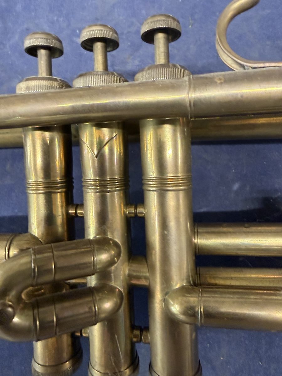 Strumenti musicali: Bb Trompete  – Usato da Burgdorf venduto da kla_r5tf 1