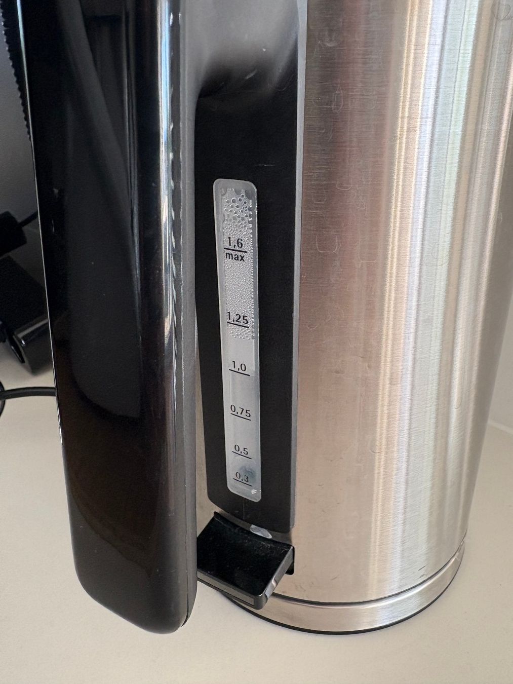 WMF Bollitori: WMF Wasserkocher 1.6L – Usato da Lachen SZ venduto da dreanliner 1