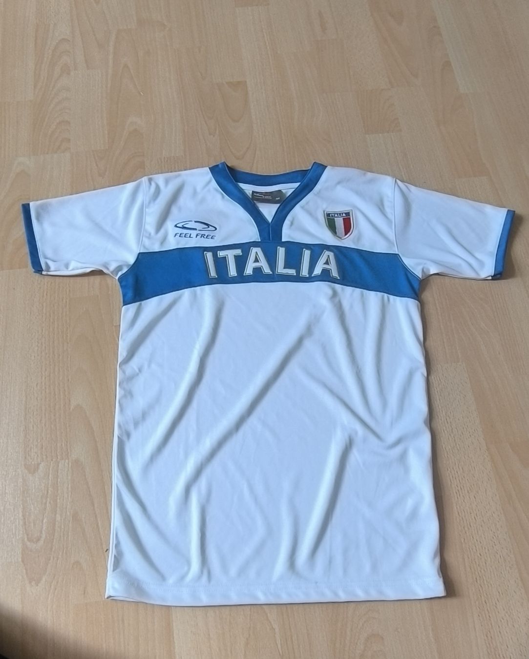 Scarpe, pantaloni & magliette da ginnastica: T-shirt de foot 164 – Usato da Arnex-sur-Orbe venduto da mbdaso