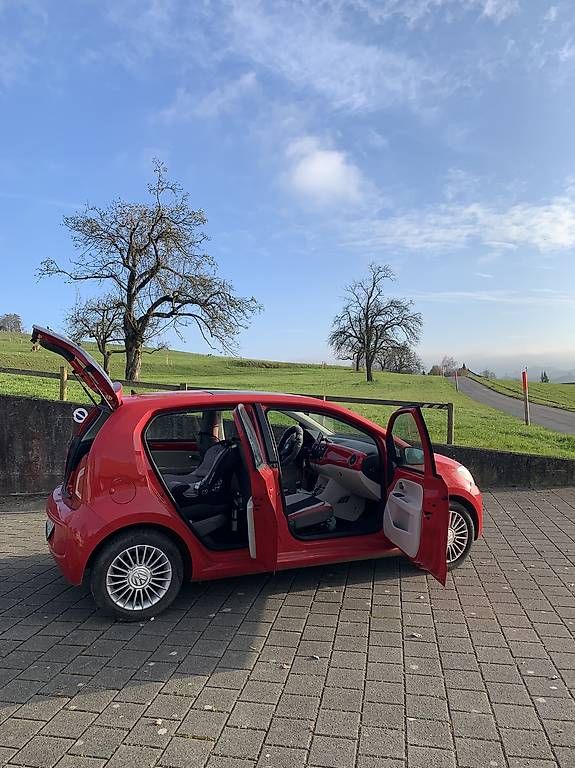 Automobili: VW Up – Usato da Hirzel venduto da Berdice