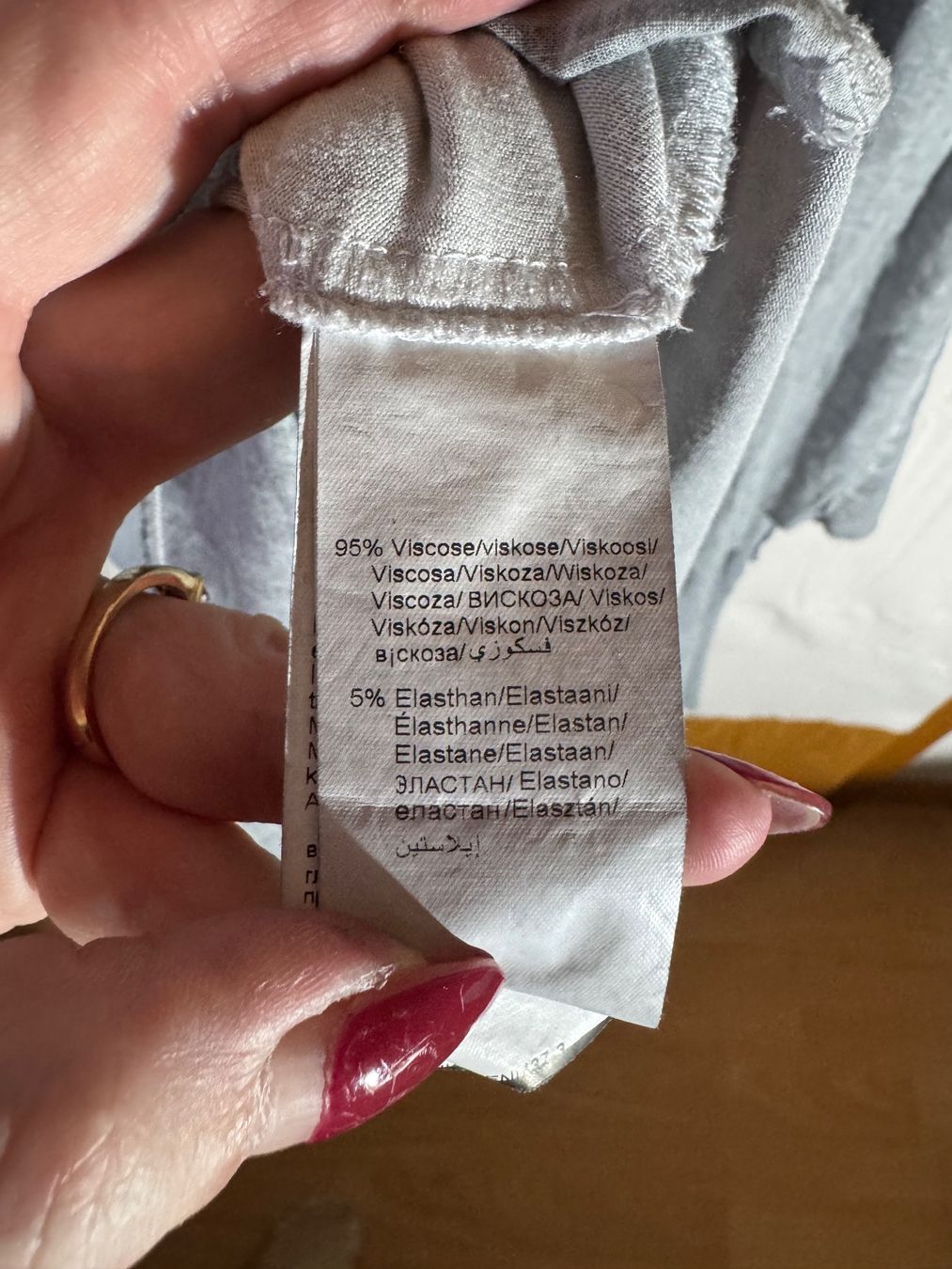 Kleider: Spezielles graues Kleid von Mandarin Gr. 44 – Gebraucht aus Grosswangen von second_hand_dress 5