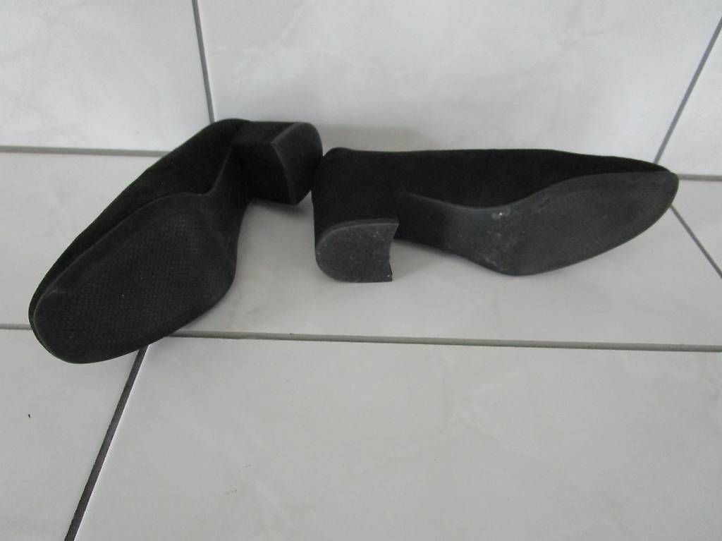 Scarpe da donna: Pumps Marco Tozzi Gr. 38 schwarz – Usato da Volketswil venduto da Globine100 3