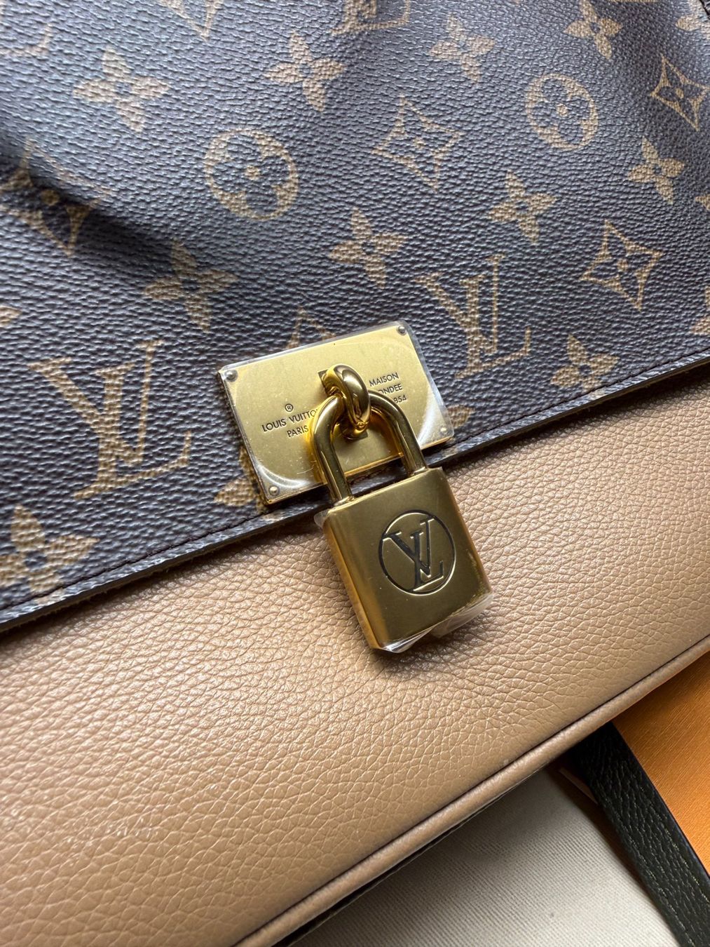 Louis Vuitton Borse da donna: Louis Vuitton Marignan Sesame – Nuovo (secondo la descrizione) da Oberburg venduto da Cheysirius 4