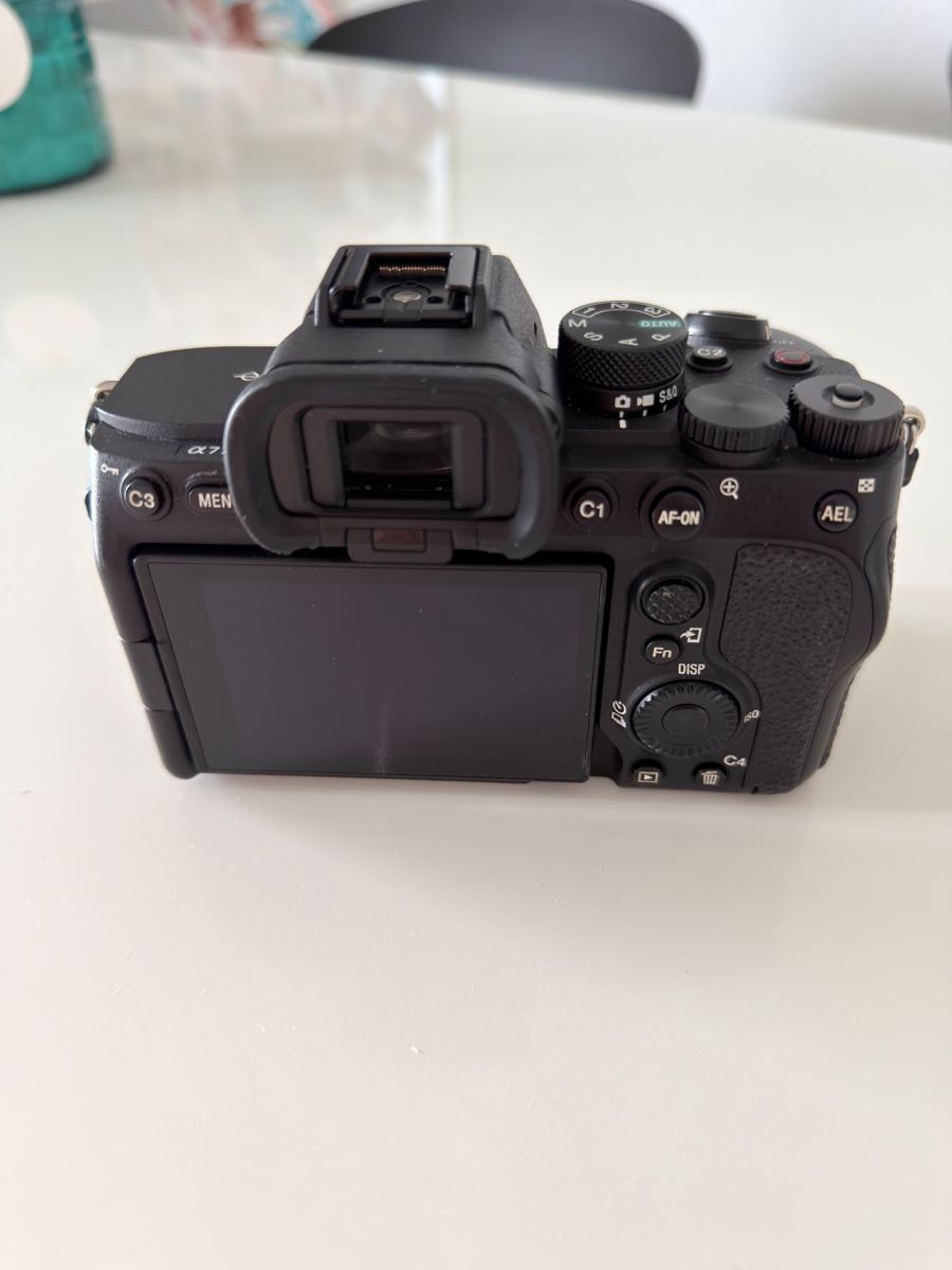 Sony Fotocamera: Sony Alpha a7 IV – Usato da Fällanden venduto da shelski 1