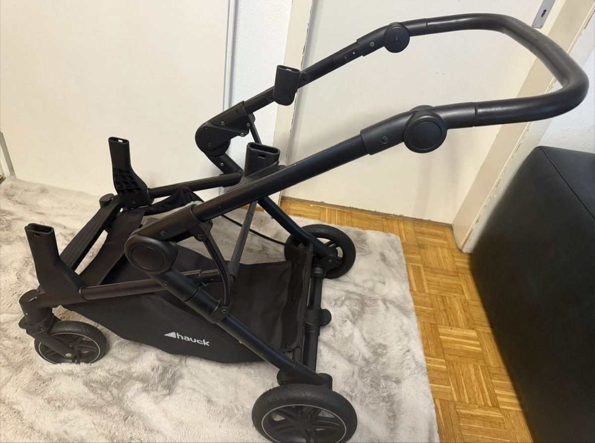 Hauck Carrozzine: Hauck Geschwister Kinderwagen – Usato da Bern venduto da bal_h626
