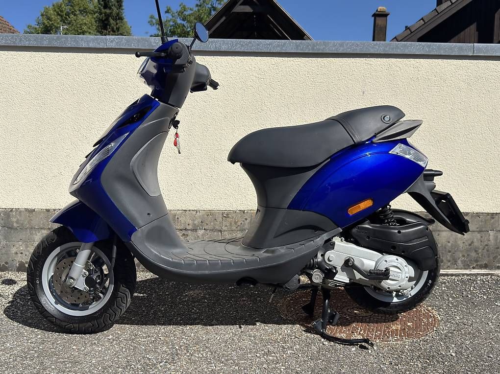 Scooters: Piaggio Zip 100 4t in Blau – Gebraucht aus Rickenbach SO von YvonneA02 1