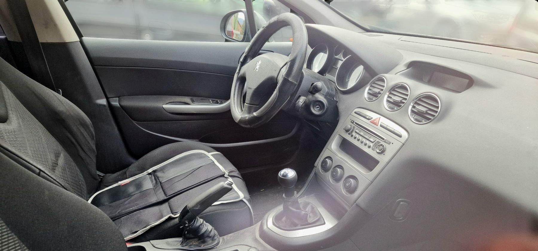 Peugeot Autos: Peugeot 308 Break 1.4I 16V – Gebraucht aus Giubiasco von AUTOTECNICA 2