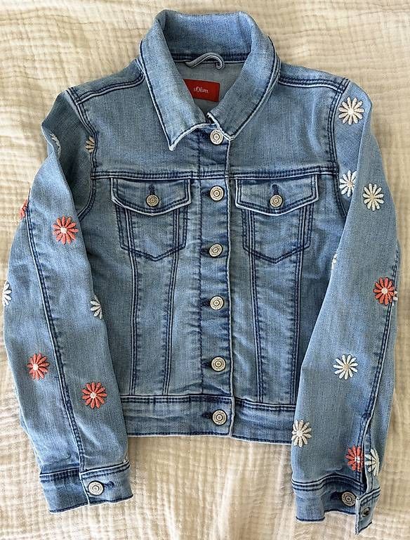S.Oliver Vestes & Manteaux: Kinder Jeansjacke Gr 116 S.Oliver – D'occasion à Kesswil par canvas12