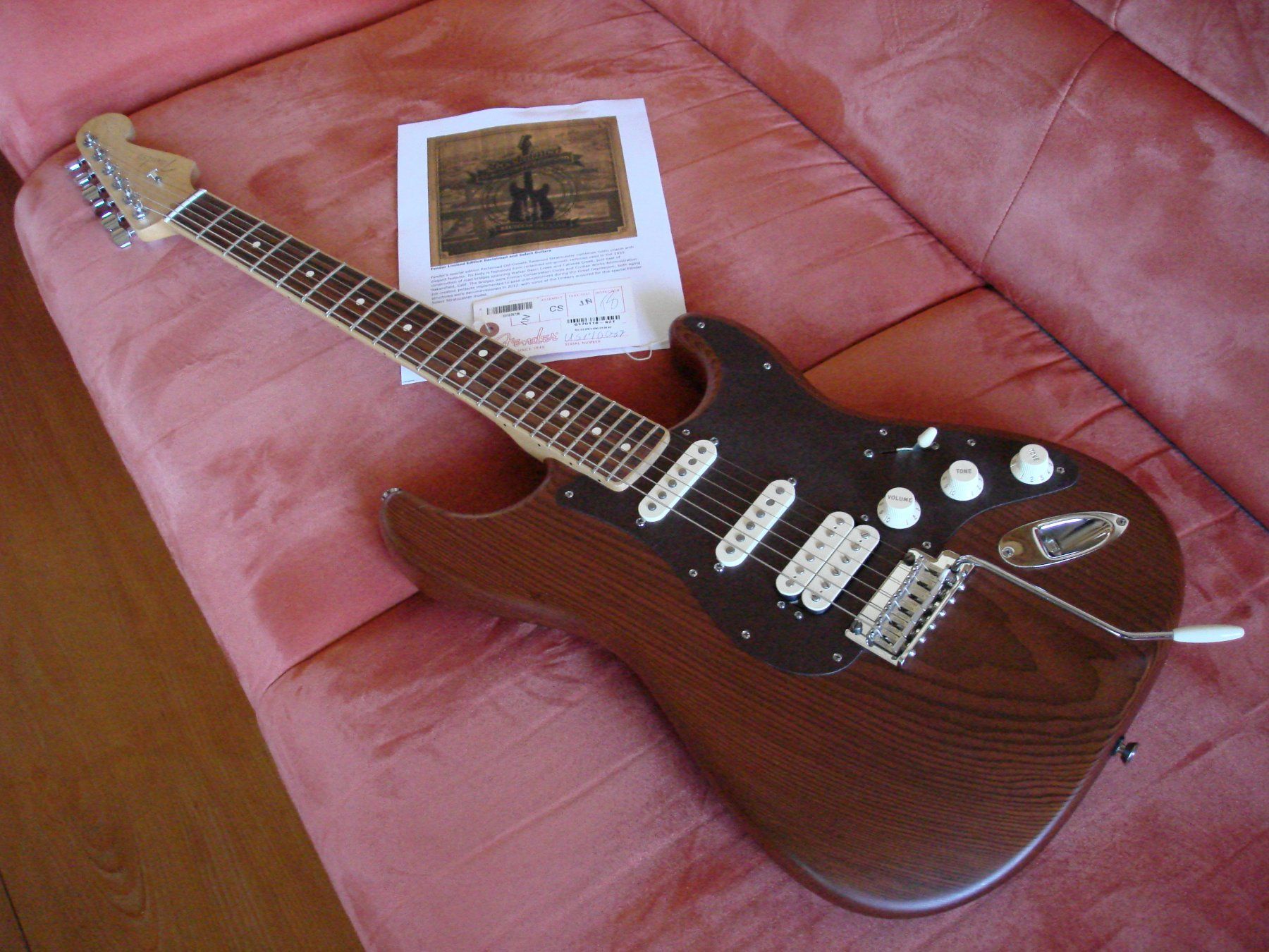 Fender Strumenti musicali: Fender Stratocaster usa, Special Edition – Usato da Allenwinden venduto da Coboy