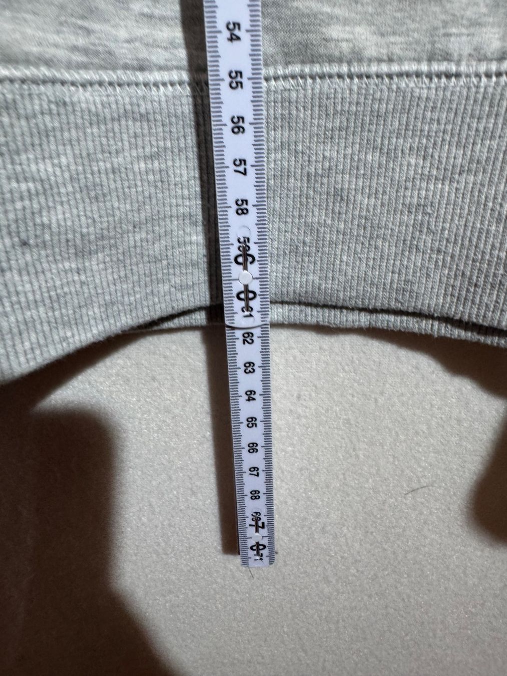 Maglioni & Felpe: Schöner grauer Pullover ca. Gr. M – Usato da Grosswangen venduto da second_hand_dress 4