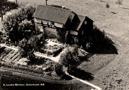 Flugaufnahme Haus mit Garten, E. Lauber-Bircher, Unterkulm