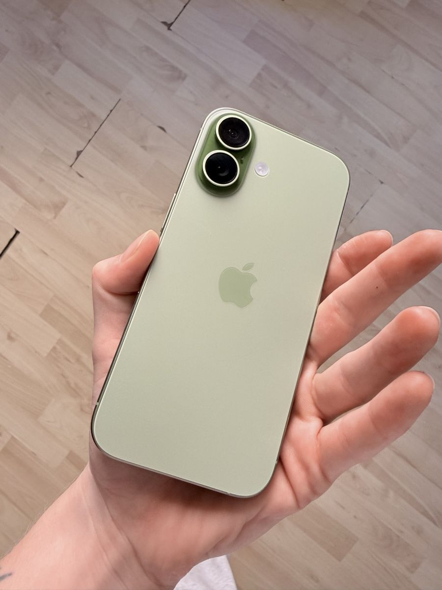 Apple Telefoni cellulari / Smartphones: iphone 17 sage green  – Nuovo (secondo la descrizione) da Orbe venduto da megdfd 9