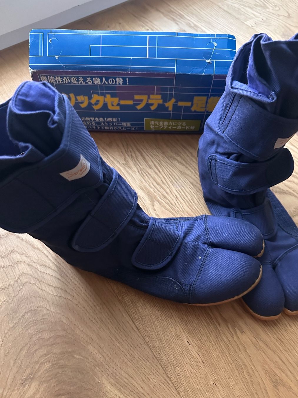 Scarpe da uomo: Japanische Zehenschuhe Tabi 41 – Nuovo e nell'imballaggio originale da Schinznach-Dorf venduto da Hpurzel 1