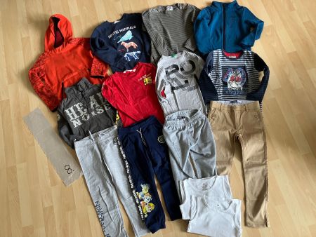 Kleiderpaket 122 (8)