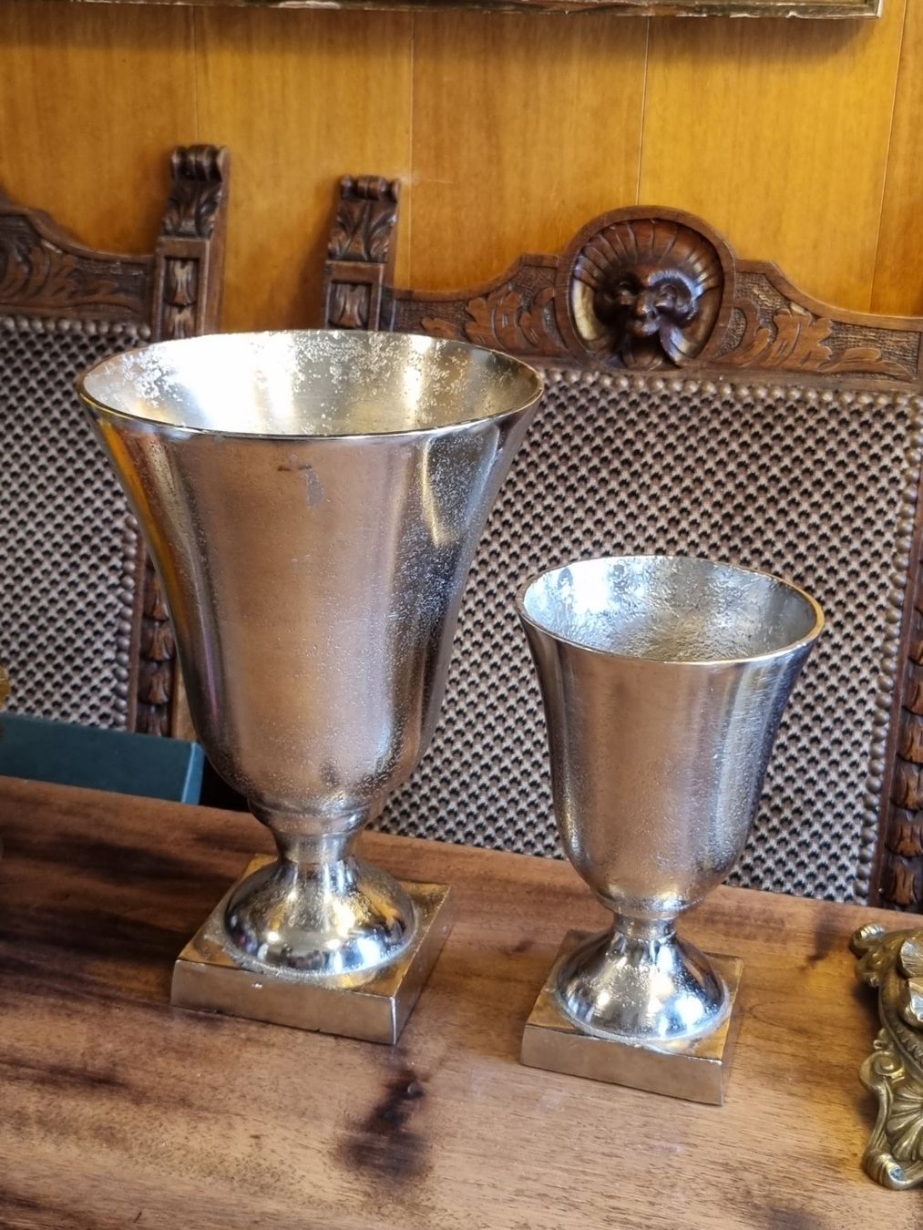 Vasi per fiori: 2 Deko-Pokalvasen Silber Antik-Stil – Usato da Scharnachtal venduto da devin03 2