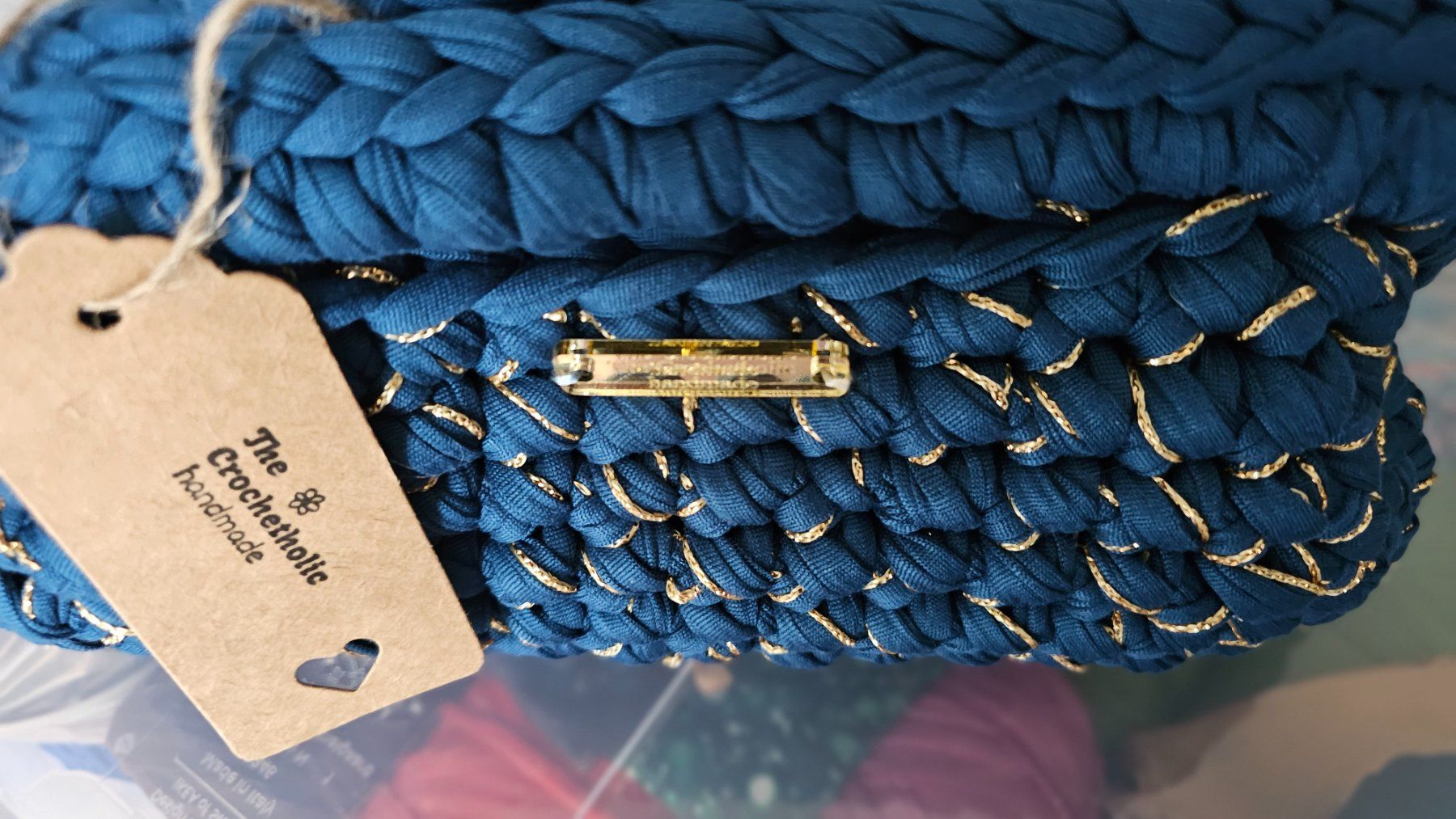Borse da donna: Wunderschöner Clutch mit Gold – Nuovo (secondo la descrizione) da Fehraltorf venduto da lisam16 8