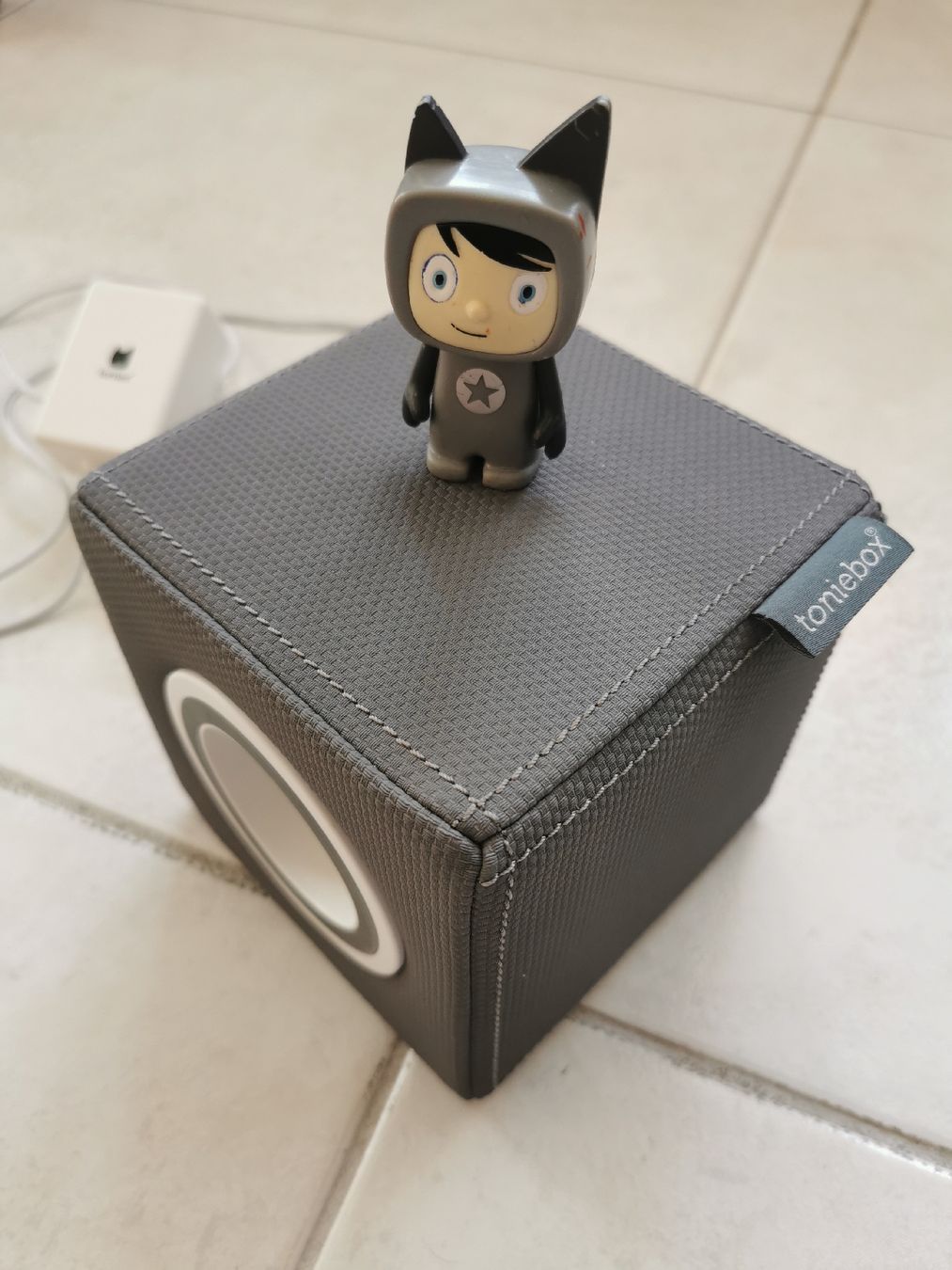 Tonies Jouets: Toniebox Anthrazit Grau mit Kreativtonie – D'occasion à Brunnen par JJaime 3