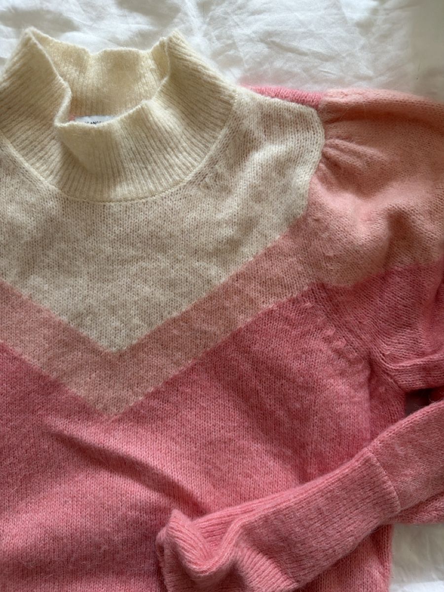 Other Stories Pullover & Sweatshirts: Pull col roulé - & other stories - S - 10chf – Neu (gemäss Beschreibung) aus Genève von tan_h6b8 1
