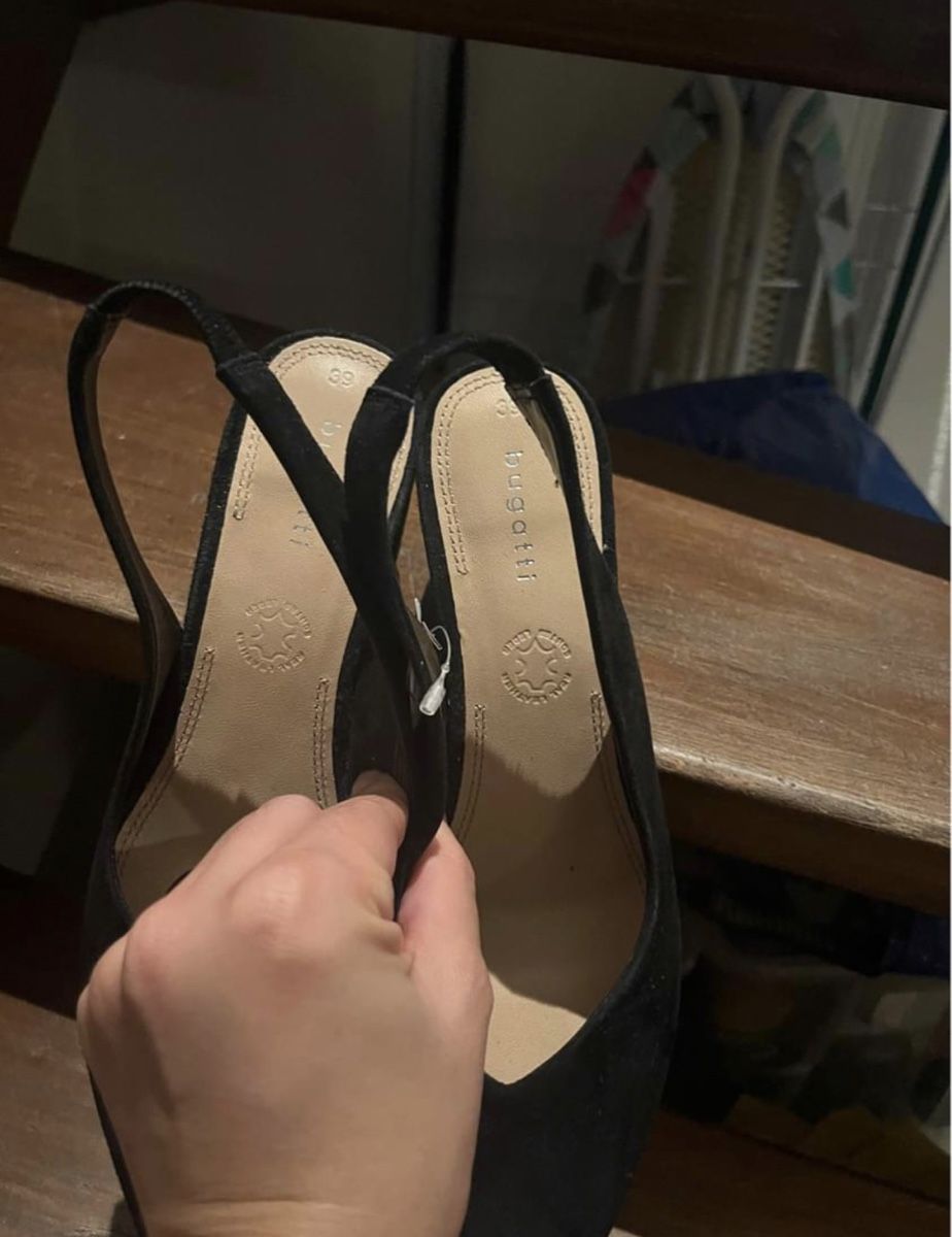 Bugatti Scarpe da donna: Leder Schuhen Bugatti NEU – Nuovo e nell'imballaggio originale da Zürich venduto da laribuechel 2