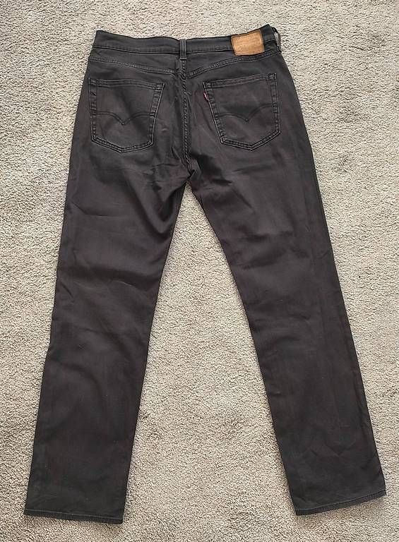 Jeans: Levi's Premium Jeans  Schwarz | W31 L32 – Usato da Pully venduto da vir_58dk 1